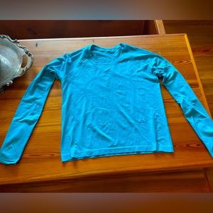 Lululemon swiftly tech long sleeve race length top size 12